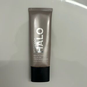 Smashbox Halo Tinted Moisturizer in Light